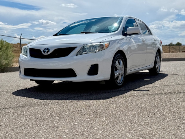 2013 Toyota Corolla LE Sedan 4D