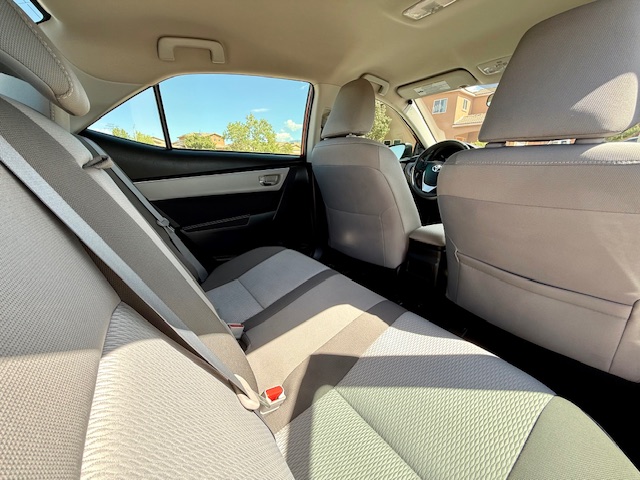2018 Toyota Corolla LE Premium Sedan 4D