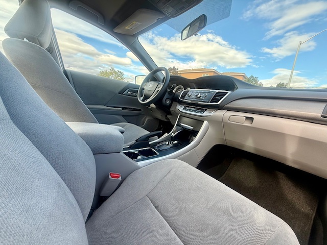 2013 Honda Accord LX Sedan 4D