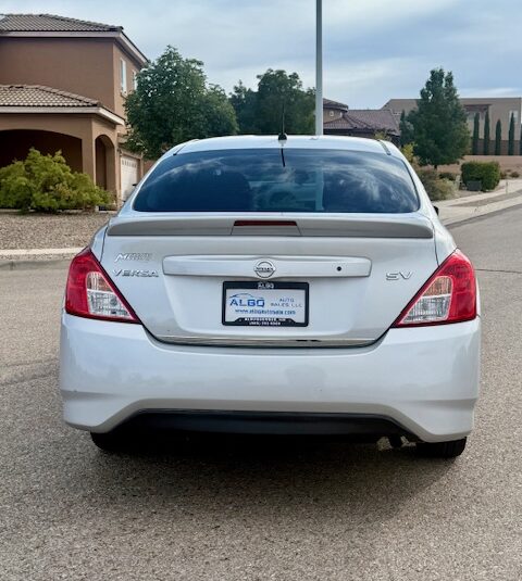 2016 Nissan Versa SV Sedan 4D