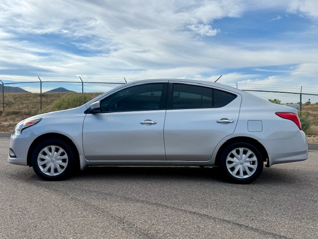 2016 Nissan Versa SV Sedan 4D