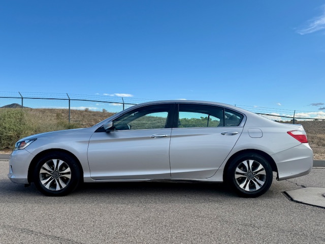 2013 Honda Accord LX Sedan 4D