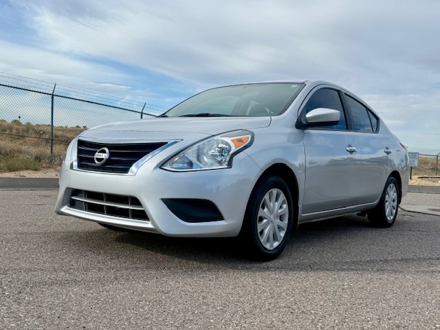 2016 Nissan Versa SV Sedan 4D