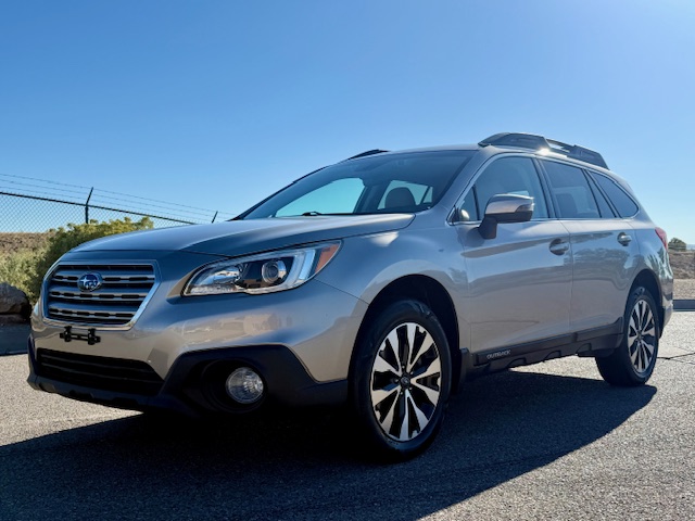 2017 Subaru Outback 2.5i Limited Wagon 4D