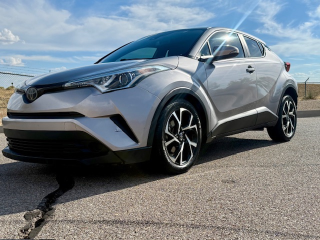 2019 Toyota C-HR XLE Sport Utility 4D