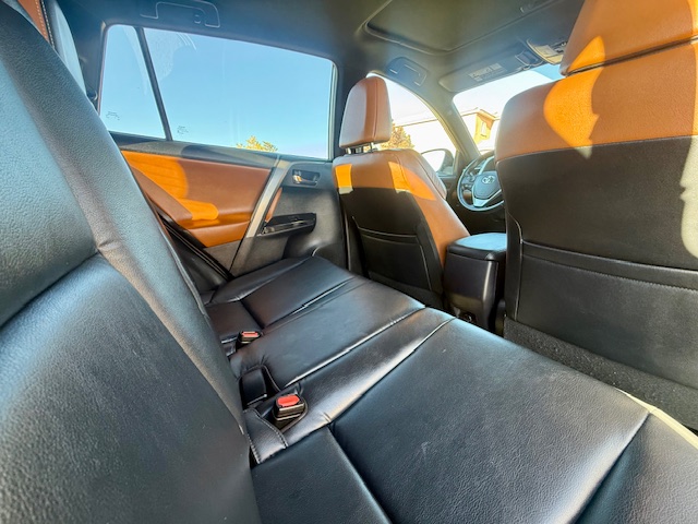 2016 Toyota RAV4 Sport Utility 4D