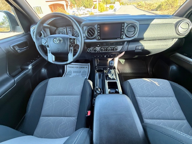 2021 Toyota Tacoma TRD Off-Road Pickup 4D 5 ft