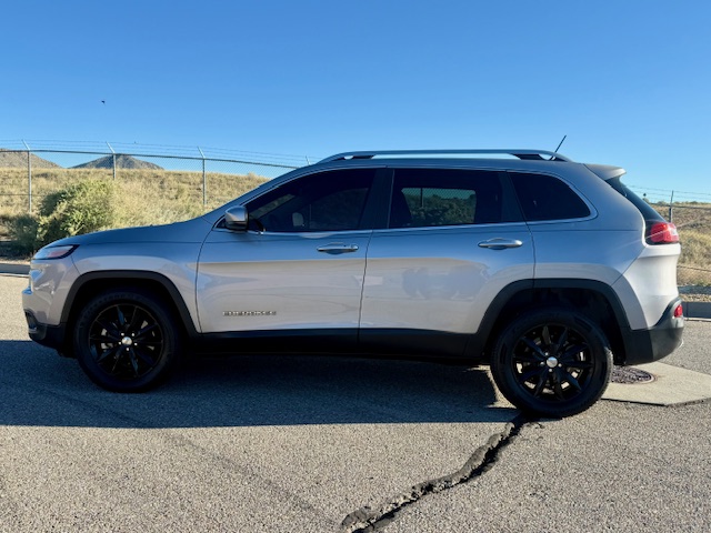 2014 Jeep Cherokee Limited Sport Utility 4D