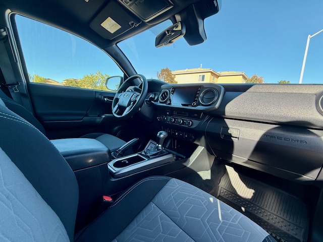 2021 Toyota Tacoma TRD Off-Road Pickup 4D 5 ft