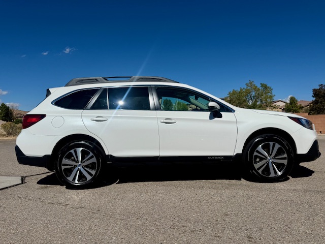 2018 Subaru Outback 2.5i Limited Wagon 4D
