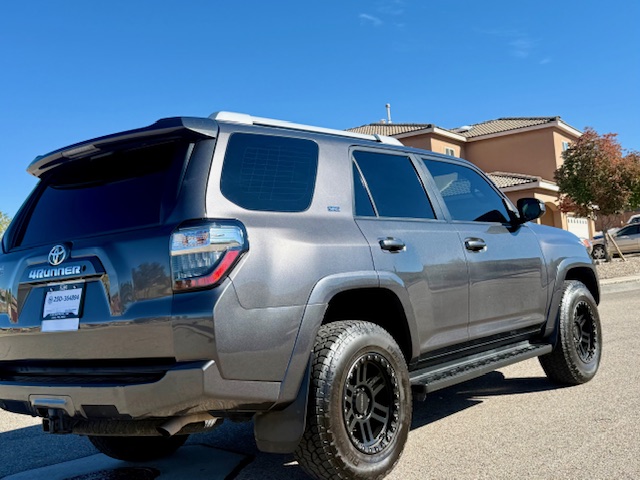 2017 Toyota 4Runner SR5 Sport Utility 4D