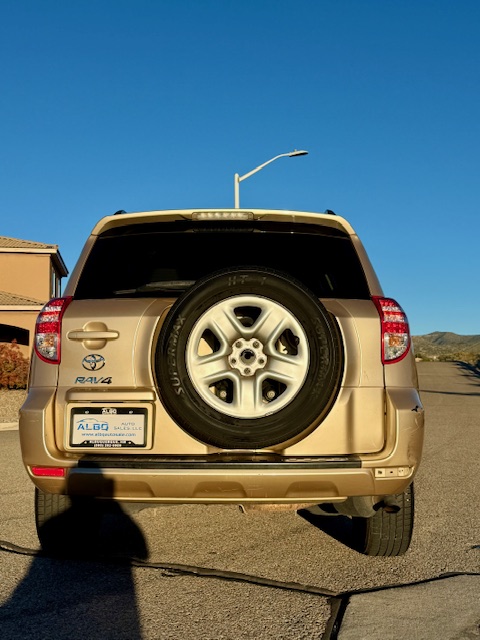 2012 Toyota RAV4 LE Sport Utility 4D