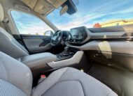 2021 Toyota Highlander LE Plus Sport Utility 4D