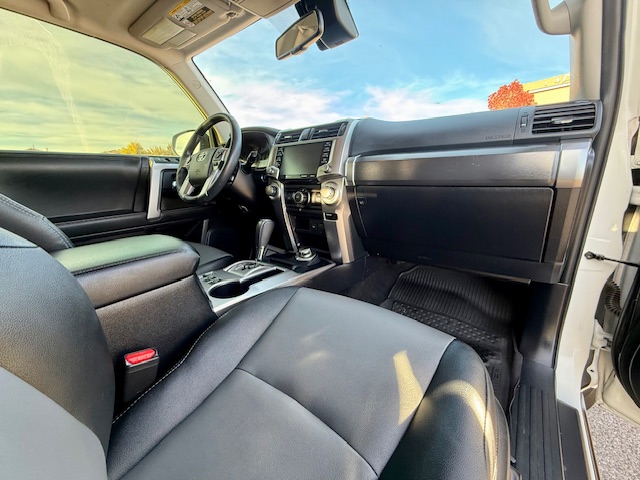 2021 Toyota 4Runner SR5 Premium Sport Utility 4D