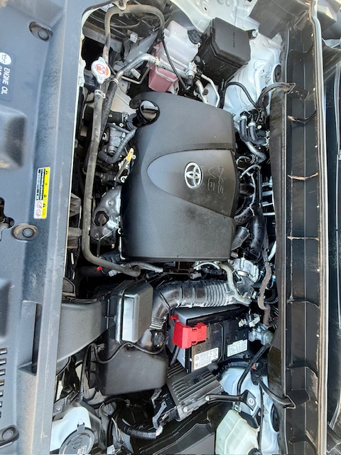 2021 Toyota Highlander LE Plus Sport Utility 4D