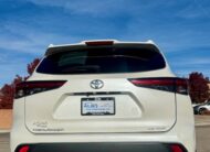 2021 Toyota Highlander LE Plus Sport Utility 4D