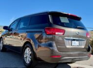 2017 Kia Sedona LX Minivan 4D