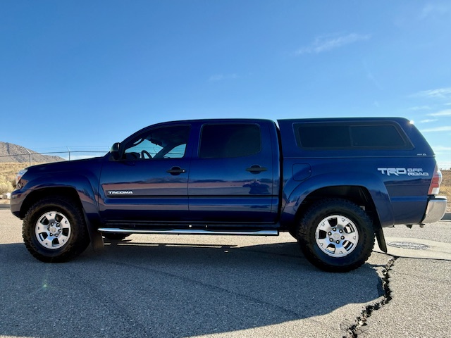 2014 Toyota Tacoma Double Cab TRD Off-Road Pickup 4D 5 ft