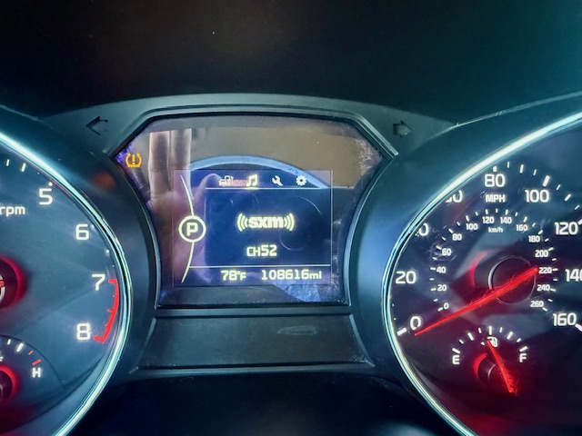 2017 Kia Sedona LX Minivan 4D