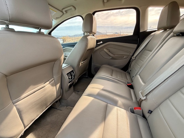 2013 Ford C-MAX Hybrid SEL Wagon 4D