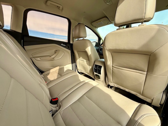 2013 Ford C-MAX Hybrid SEL Wagon 4D