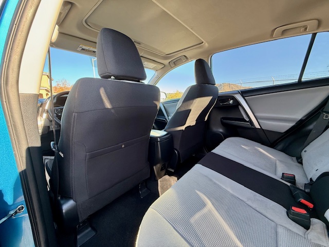 2018 Toyota RAV4 XLE Sport Utility 4D