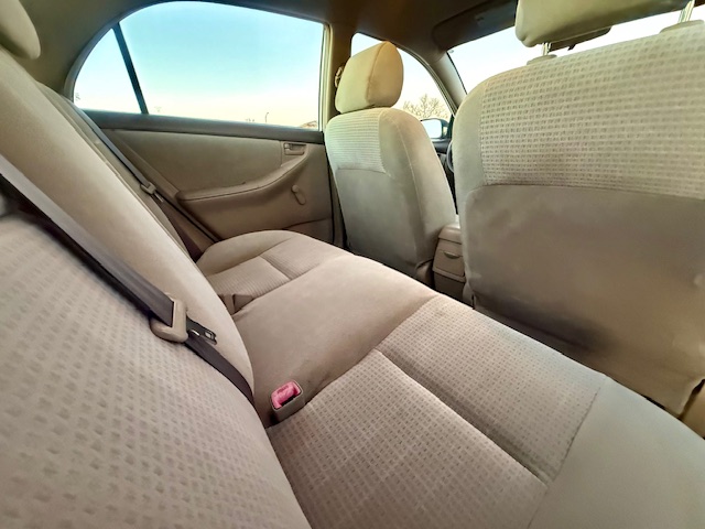 2005 Toyota Corolla S Sedan 4D