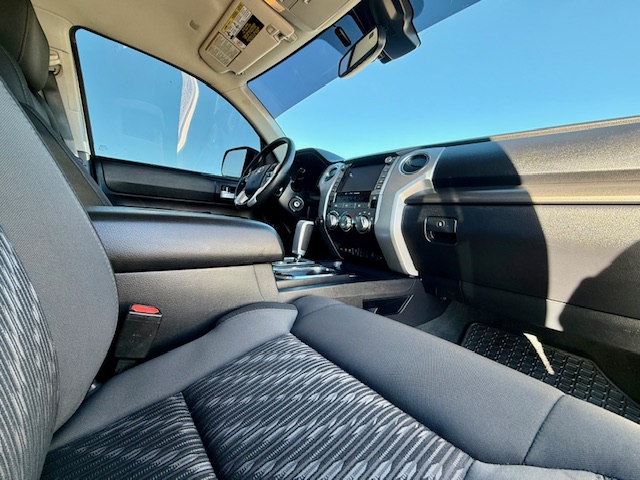 2020 Toyota Tundra CrewMax SR5 Pickup 4D 5 1/2 ft