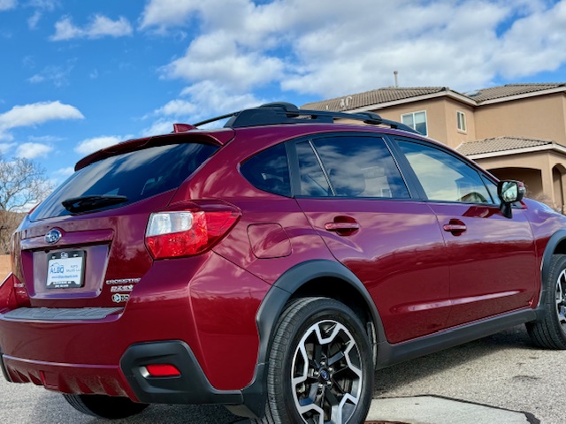2017 Subaru Crosstrek 2.0i Limited Sport Utility 4D