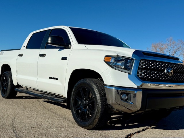 2020 Toyota Tundra CrewMax SR5 Pickup 4D 5 1/2 ft