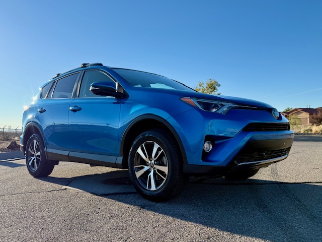 2018 Toyota RAV4 XLE Sport Utility 4D