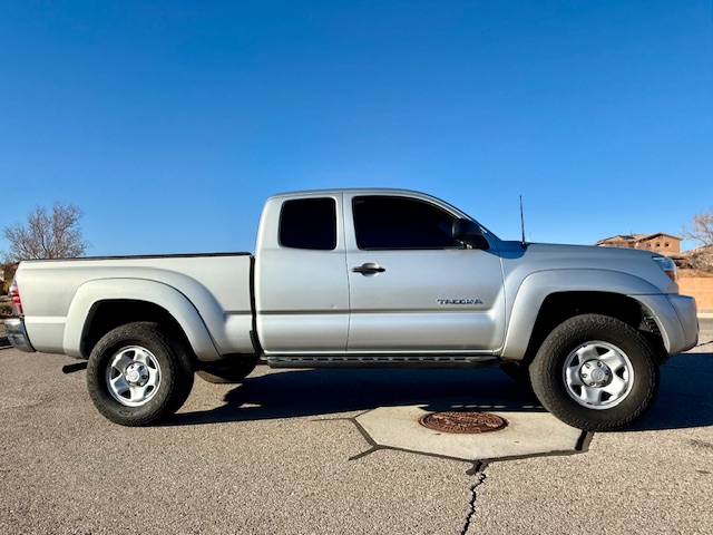 2011 Toyota Tacoma Access Cab Pre-Runner