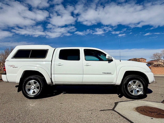 2013 Toyota Tacoma Double Cab TRD Off-Road Pickup 4D 5 ft