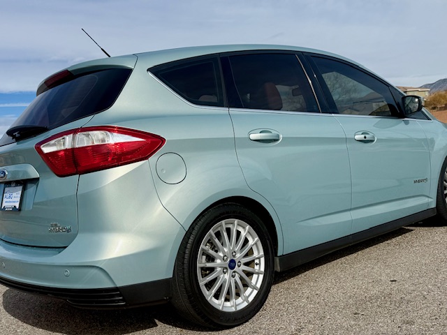 2013 Ford C-MAX Hybrid SEL Wagon 4D