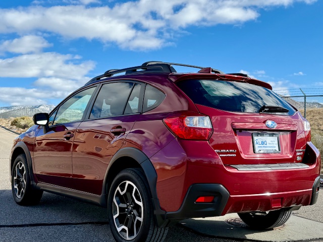 2017 Subaru Crosstrek 2.0i Limited Sport Utility 4D