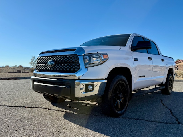 2020 Toyota Tundra CrewMax SR5 Pickup 4D 5 1/2 ft