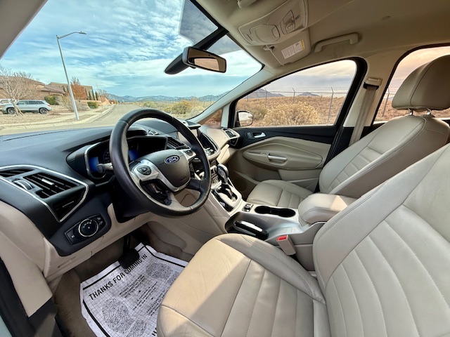 2013 Ford C-MAX Hybrid SEL Wagon 4D