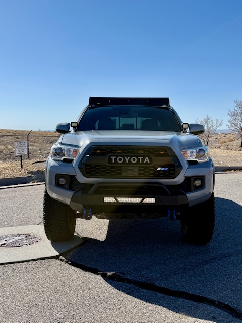 2018 Toyota Tacoma Double Cab TRD Off-Road Pickup 4D 5 ft