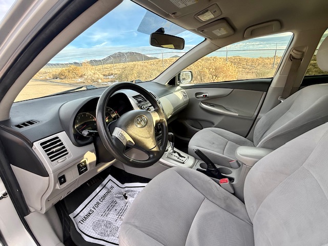 2011 Toyota Corolla LE Eco Sedan 4D