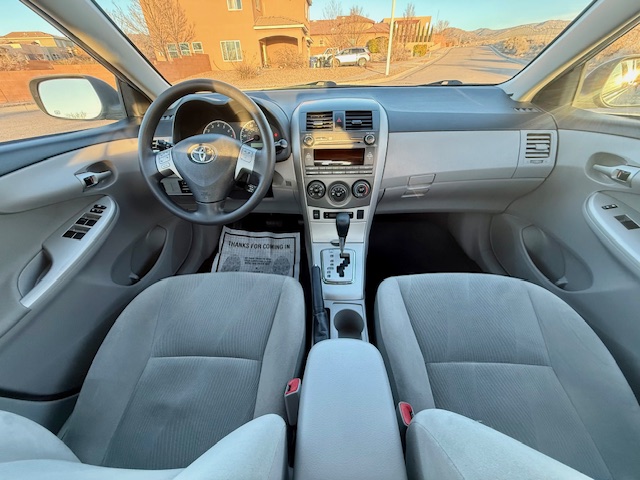 2011 Toyota Corolla LE Sedan 4D