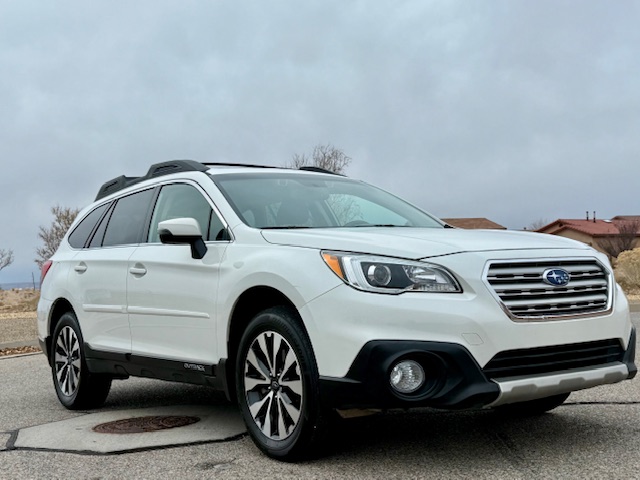 2016 Subaru Outback 2.5i Limited Wagon 4D