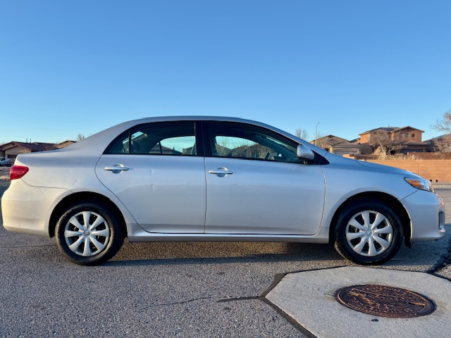 2011 Toyota Corolla LE Sedan 4D