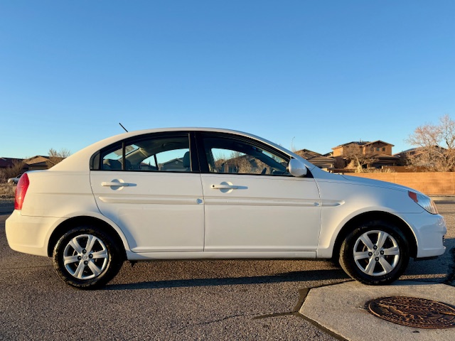 2008 Hyundai Accent GLS Sedan 4D