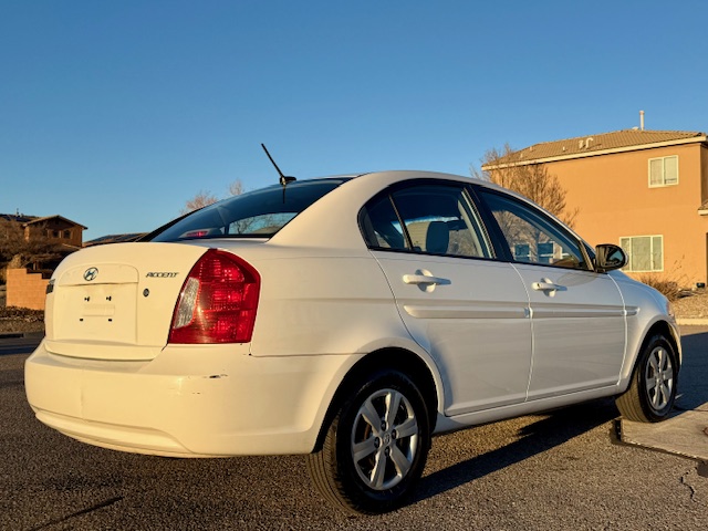 2008 Hyundai Accent GLS Sedan 4D