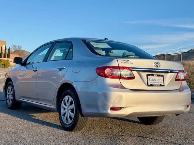 2011 Toyota Corolla LE Sedan 4D