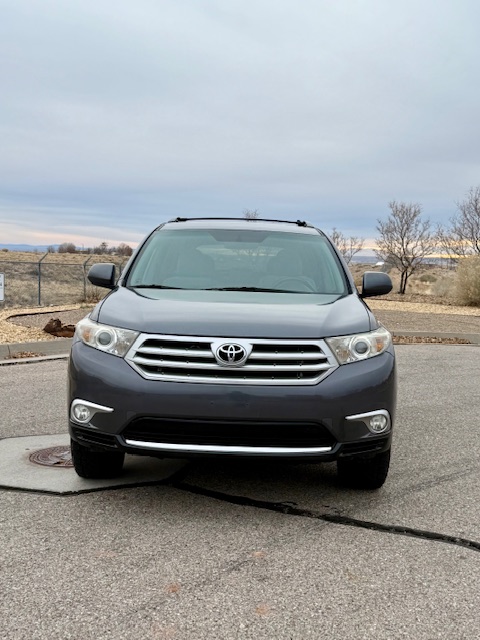 2012 Toyota Highlander SE Sport Utility 4D AWD