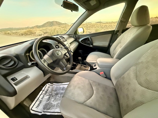 2011 Toyota RAV4 LE Sport Utility 4D