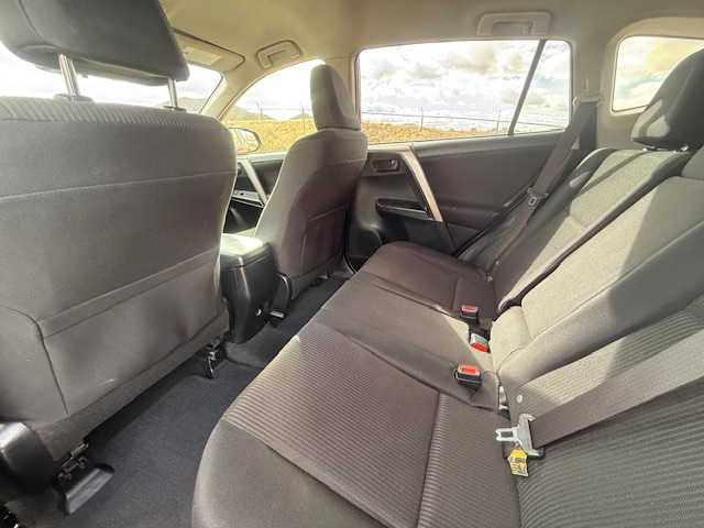 2017 Toyota RAV4 LE Sport Utility 4D