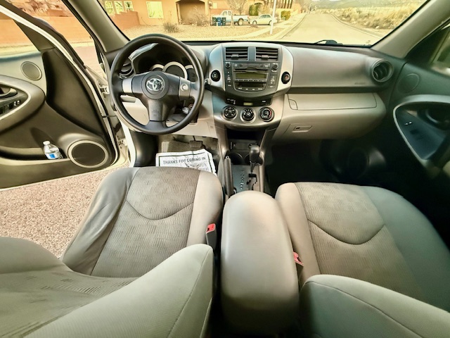 2011 Toyota RAV4 LE Sport Utility 4D