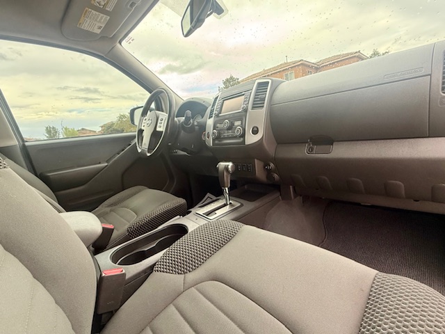 2019 Nissan Frontier Crew Cab PRO-4X Pickup 4D 5 ft